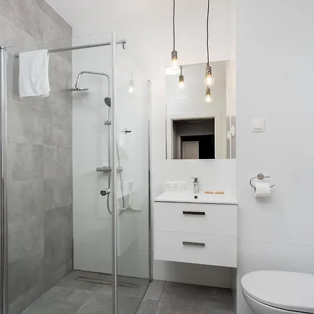 Wroclawska Homely By Bookinghost Apartman *