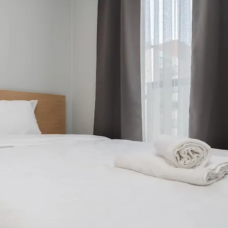 Wroclawska Homely By Bookinghost