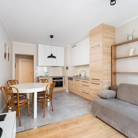 Wroclawska Homely By Bookinghost *